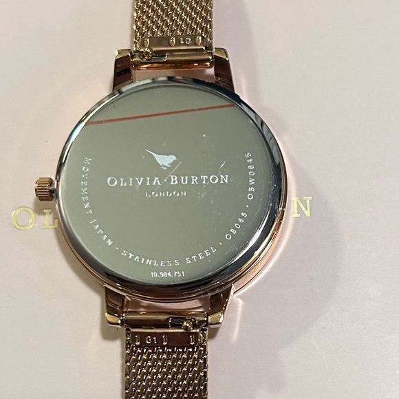 Olivia Burton Busy Bees Watch With 34mm Silver Face With Bees & MeshBrac…